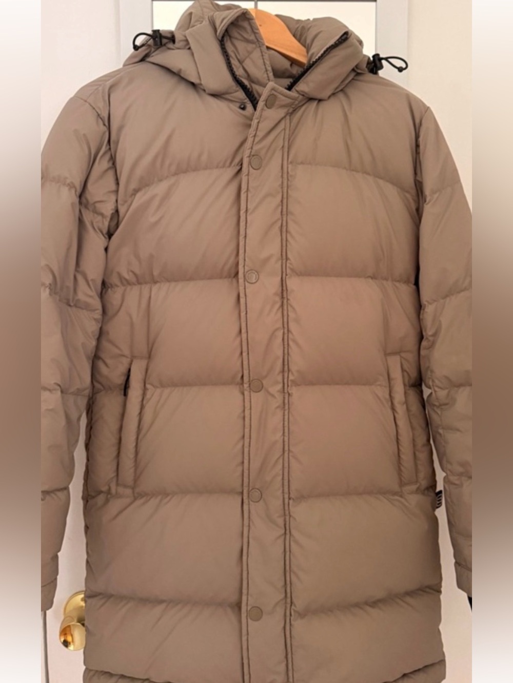 Aritzia Super Puff Mid
